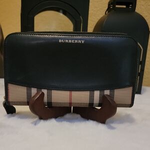 Burberry Black Leather and Beige Plaid Zipper Wallet